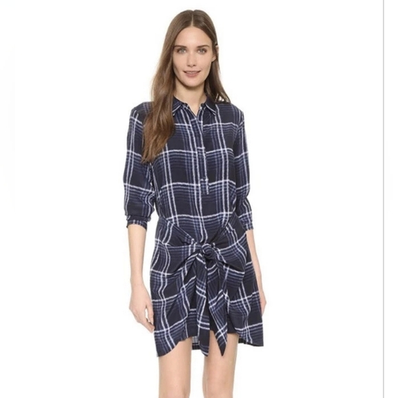 Club Monaco Dresses & Skirts - Club Monaco Silk Dress